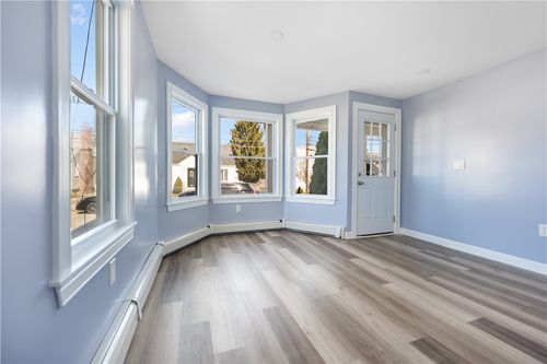 1-167 Baxter St, Pawtucket, RI, 02861-1605 | Card Image