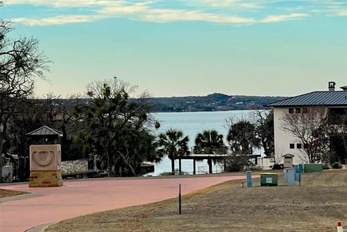 67 Applehead Island Dr, Horseshoe Bay, TX, 78657-5708 | Card Image