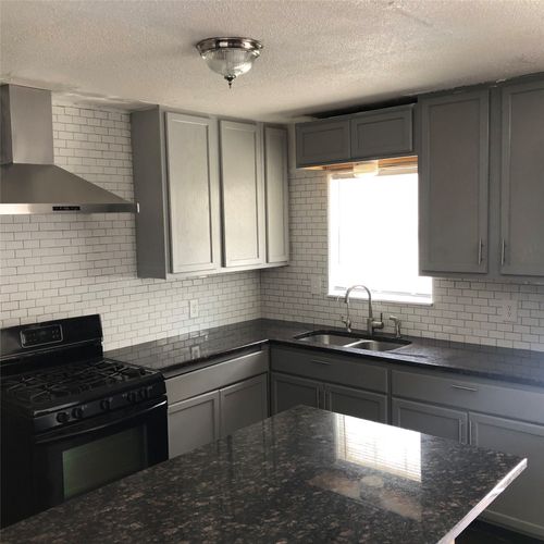 2827 Bedford Street, Dallas, TX, 75212 | Card Image