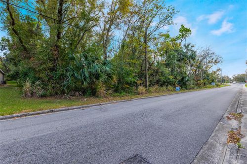 330 E Wisconsin Ave, DELAND, FL, 32724-4354 | Card Image