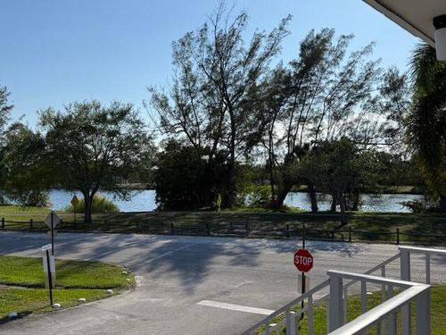 202-2840 Lake Osborne Dr, Lake Worth Beach, FL, 33461-5904 | Card Image