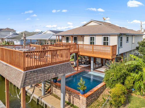 5 S Sandpiper St, La Marque, TX, 77568-6539 | Card Image