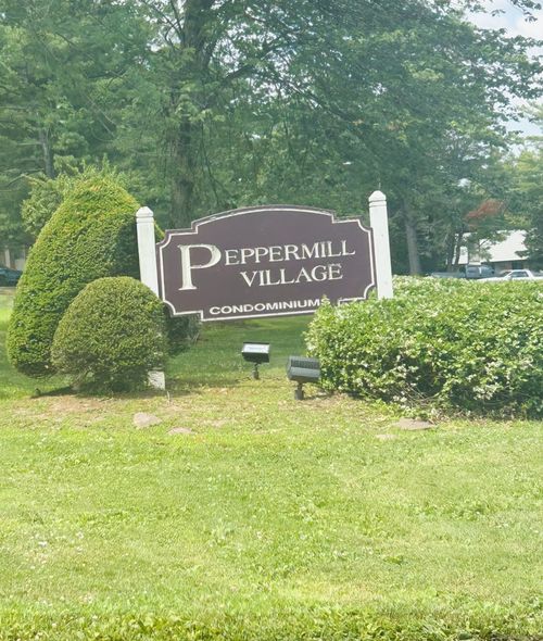 254-254 Burgundy Hill Ln, Middletown, CT, 06457-6368 | Card Image
