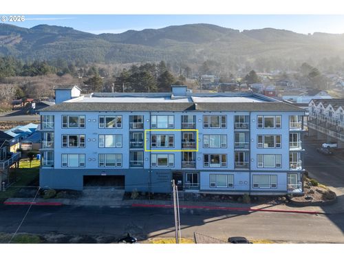 43-300 N Pacific St, Rockaway Beach, OR, 97136-4008 | Card Image