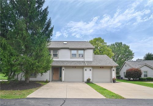 325 S Linden Ct, Warren, OH, 44484-6031 | Card Image
