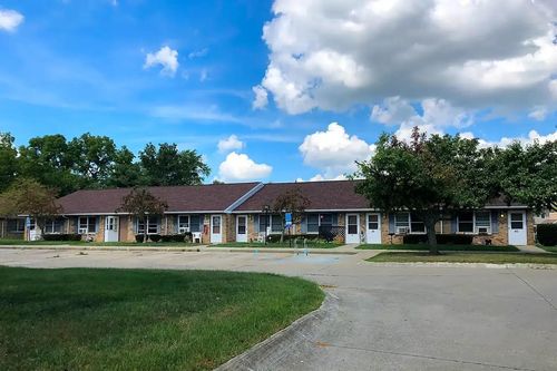 90 N 3rd St, Shelby, OH, 44875-1098 | Card Image