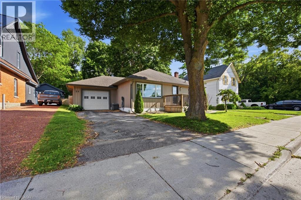 Residential in Tillsonburg 3