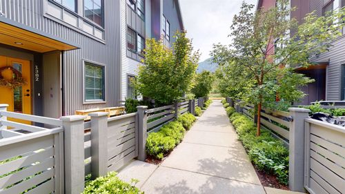 1382 Pl Marinaside, Squamish, BC, V8B1A8 | Card Image