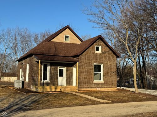 606 S Perry St, Veedersburg, IN, 47987-1636 | Card Image