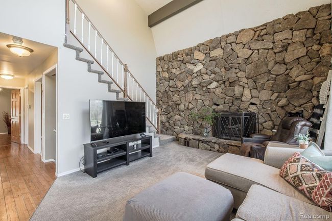 Gorgeous stone fireplace | Image 13