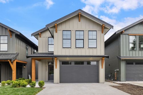 9382 Mcnaught Rd, Chilliwack, BC, V2P6E8 | Card Image
