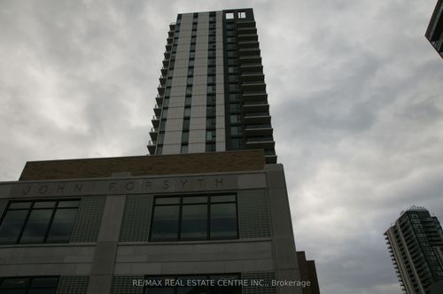 910-55 Duke St W, Kitchener, ON, N2H0C9 | Card Image