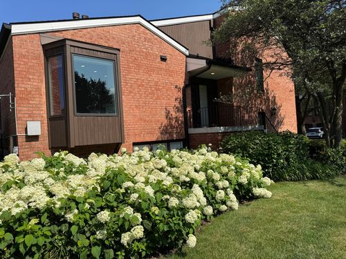 0-19W286 Governors Trl, Oak Brook, IL, 60523-1030 | Card Image