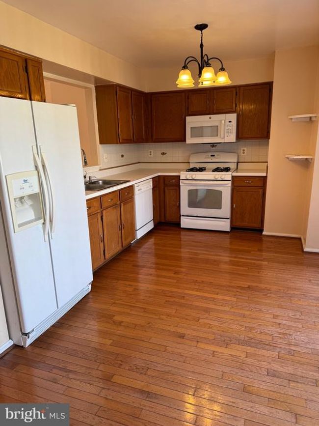 10424 Bermuda Ln, Townhouse with 3 bedrooms, 3 bathrooms and null parking in MANASSAS VA | Image 12