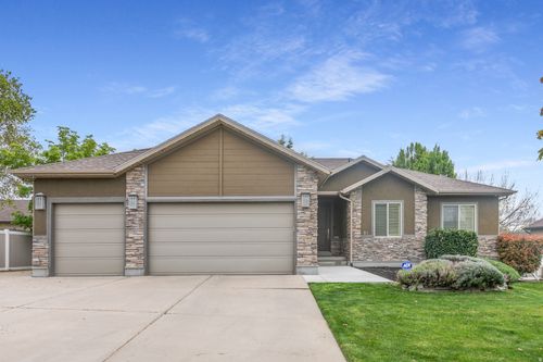 51 W Stauffer Ln, Murray, UT, 84107-6186 | Card Image