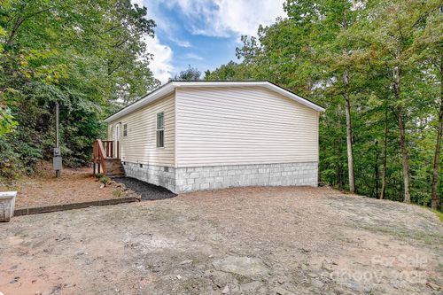 1655 Laurel Mountain View Rd, Flat Rock, NC, 28731-5726 | Card Image
