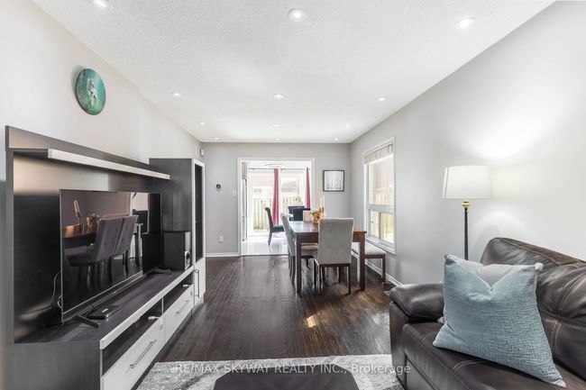 104 Sandmere Ave, House attached with 4 bedrooms, 3 bathrooms and 3 parking in Brampton ON | Image 12