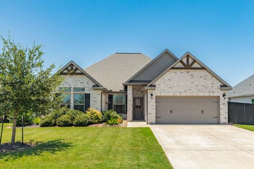 105 Sundrop Ln, Lake Jackson, TX, 77566-1012 | Card Image