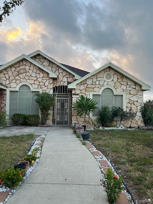 2200 47th Street, McAllen, TX, 78501 | Card Image
