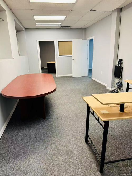 l15-25 168th St, Flushing, NY, 11358-1154 | Card Image