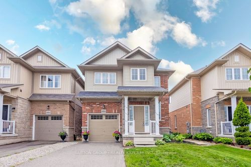 4466 Saw Mill Dr, Niagara Falls, ON, L2G0G2 | Card Image