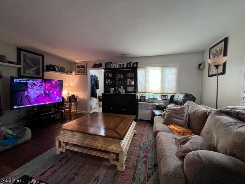 Residential Lease in Linden City 4