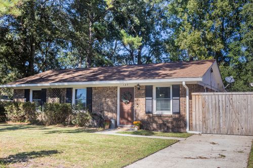 123 Millburn Ave, Goose Creek, SC, 29445-4409 | Card Image