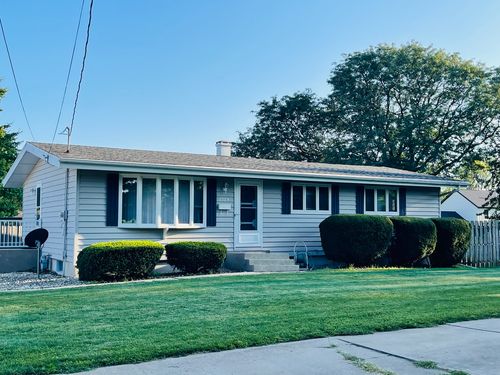 1524 Chambers Ave, Peru, IL, 61354-2344 | Card Image