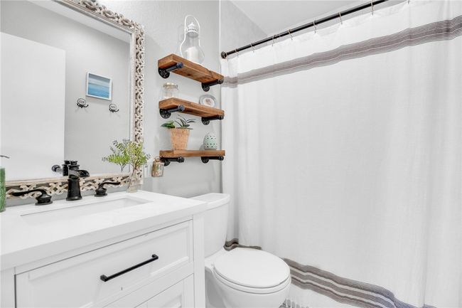 Renovated bathroom | Image 20