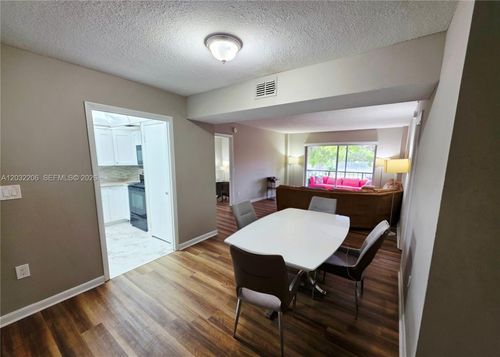 204-4164 Inverrary Dr, Lauderhill, FL, 33319-4562 | Card Image
