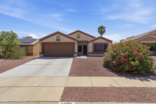 8327 S Vía De Ellsworth, Tucson, AZ, 85747 | Card Image