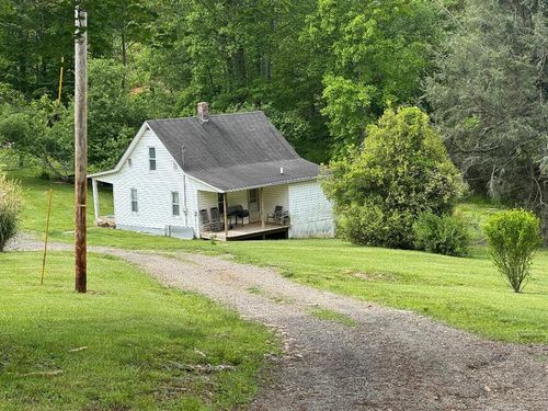 402 Dickerson Rd, Willis, VA, 24380-4117 | Card Image