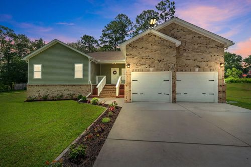 5268 State Highway 83, DeFuniak Springs, FL, 32433-3992 | Card Image