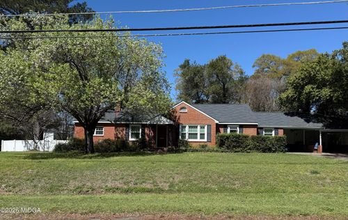 208 Vista Cir, Macon, GA, 31204-2410 | Card Image