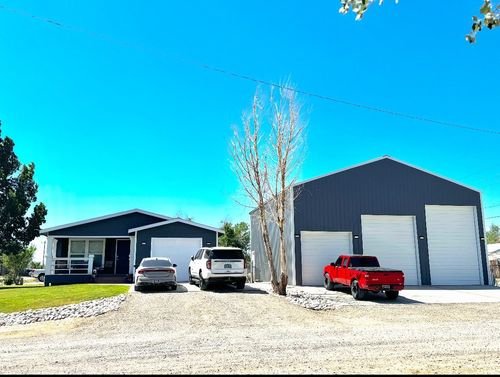 515 Oak St, Shoshoni, WY, 82649-5110 | Card Image