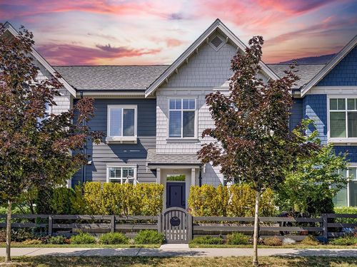 109-3529 Baycrest Ave, Coquitlam, BC, V3B0S3 | Card Image