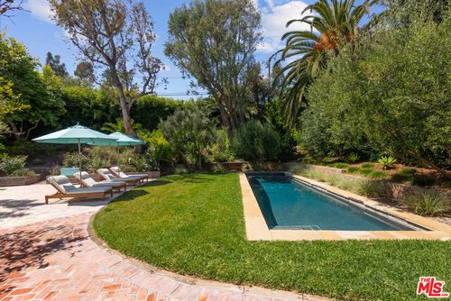 6456 Sycamore Meadows Dr, Malibu, CA, 90265 | Card Image
