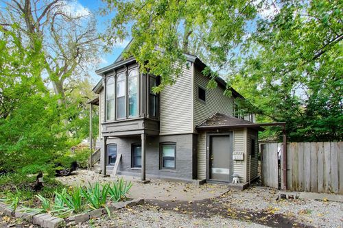 1038 Custer Ave, Evanston, IL, 60202-1326 | Card Image