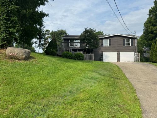 5205 Belfast Owensville Rd, Batavia, OH, 45103-9642 | Card Image