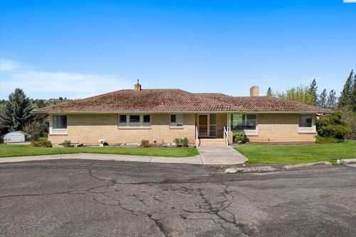 608 S G St, Colfax, WA, 99111 | Card Image