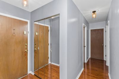 304 - 444 Washington Boulevard, Condo with 2 bedrooms, 2 bathrooms and 1 parking in Oak Park IL | Image 3