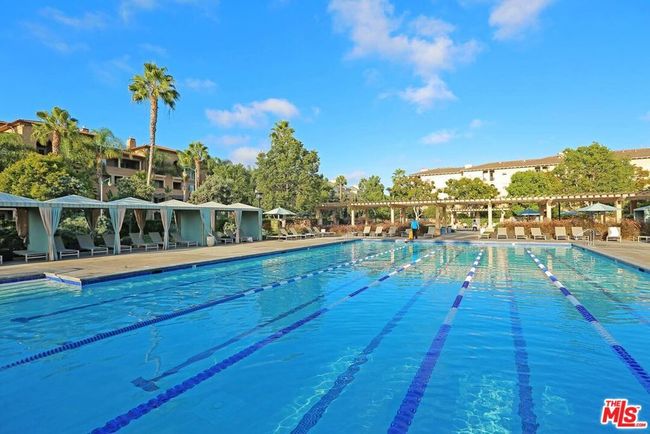 APT-335 - 5625 Crescent Park W, Condo with 2 bedrooms, 3 bathrooms and 2 parking in Playa Vista CA | Image 27