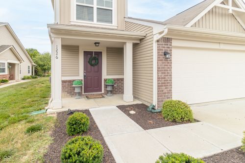 1226 Arlington Dr, Greenfield, IN, 46140-7862 | Card Image