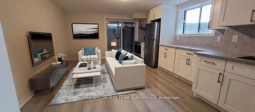 lower-245A Andy Cres, Woodbridge, ON, L4H1C6 | Card Image