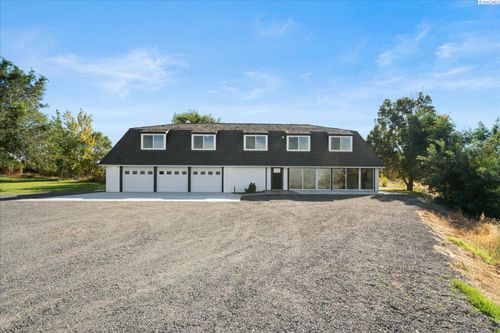 33704 S Tamarack Pr Se, Kennewick, WA, 99337-6894 | Card Image