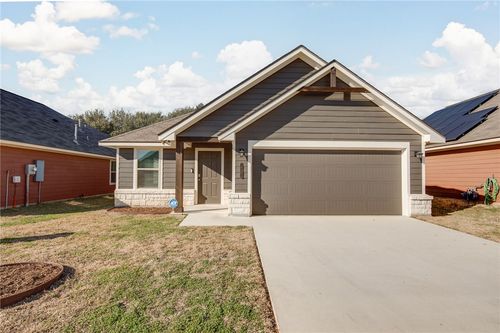 1203 High St, Navasota, TX, 77868-5415 | Card Image
