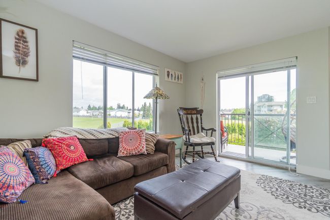 215 - 32725 George Ferguson Way, Condo with 2 bedrooms, 2 bathrooms and 1 parking in Abbotsford BC | Image 8