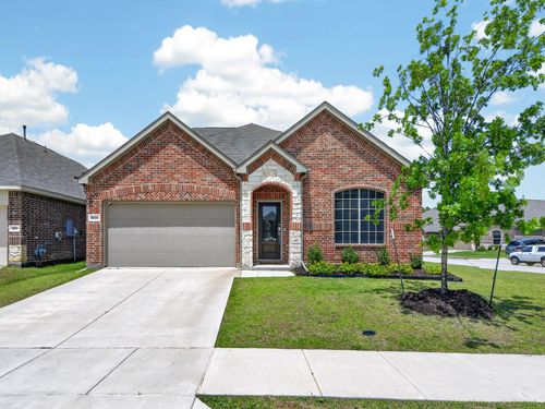 8205 Green Heron Dr, McKinney, TX, 75071-3607 | Card Image
