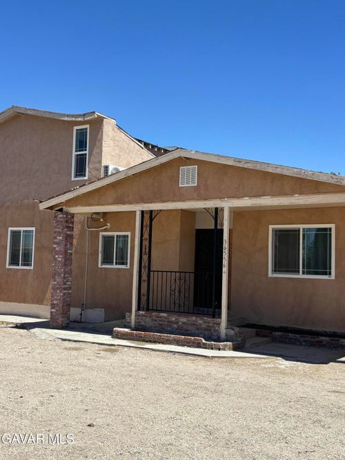 36556 165th St E, Llano, CA, 93544-1136 | Card Image