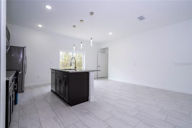 9825 N Swanee Ter, House other with 4 bedrooms, 2 bathrooms and null parking in DUNNELLON FL | Image 7